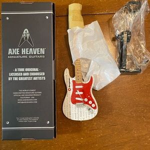 Axe Heaven Mini Guitar